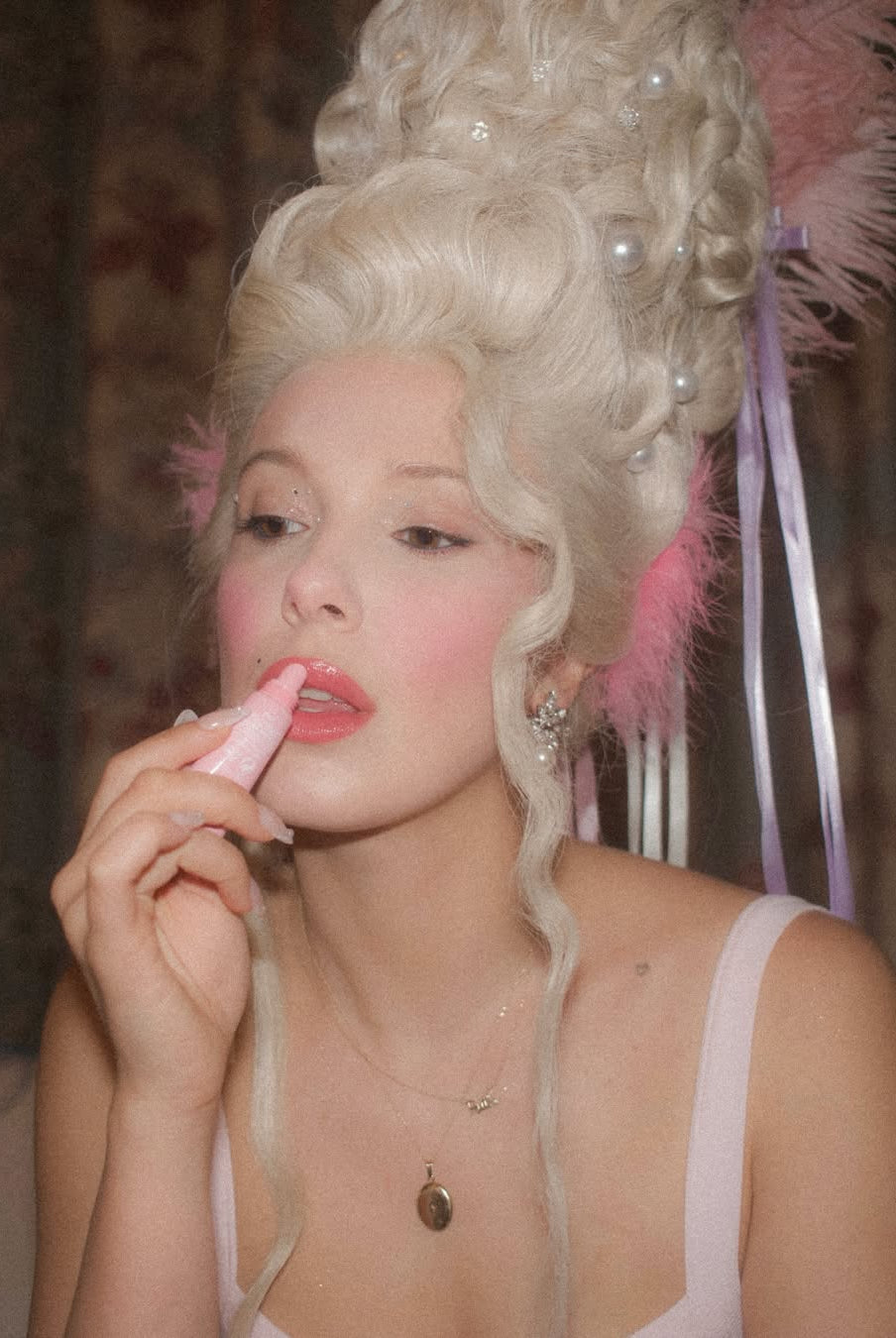 A moment for Millie Bobby Brown S'il vous plaît